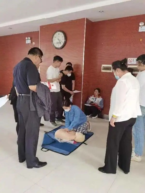 辽宁沈阳市警察协会组织开展第二期心肺复苏（CPR+AED）培训活动2.jpg