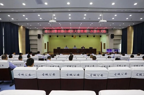 新疆奇台县.jpg
